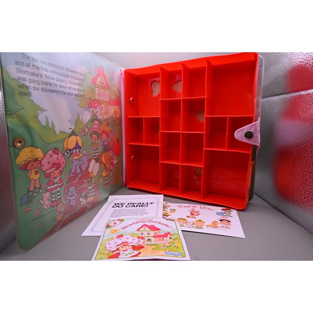 Vintage Strawberry Shortcake Carry Case Kenner 1980s Storage Organizer Only - Picture 4 of 7